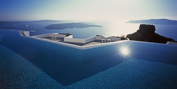希腊“蜜月岛”上的甜蜜酒店