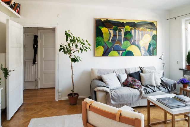 斯德哥尔摩市44平米阳光照耀的单身公寓