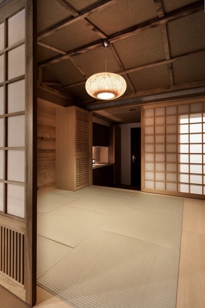 传统日式木制温馨雅致家居室内设计