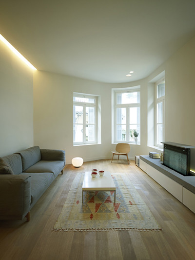 极简风格公寓装修 木制简约室内设计