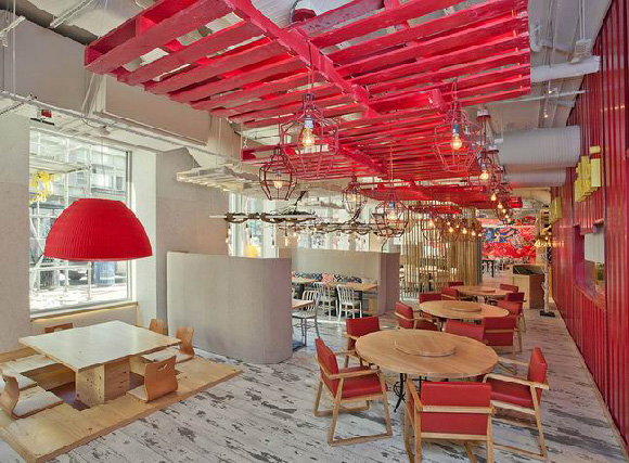 魔幻色彩华盛顿餐厅 拥有浓厚的中国风