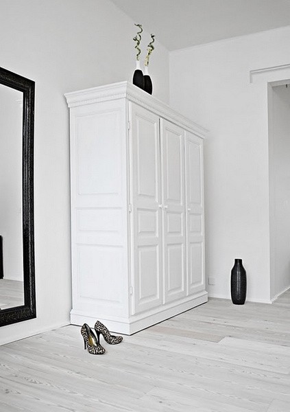 哥本哈根的前卫黑白配色简约公寓设计