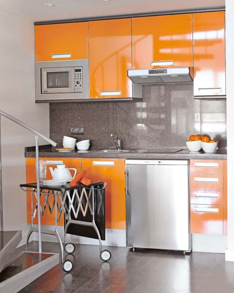 橙色点亮空间 4W装修时尚复式公寓